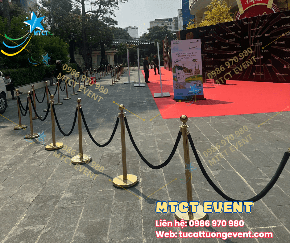 Trụ Barrier dây nhung 5