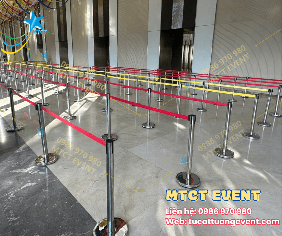 Trụ Barrier dây kéo 2