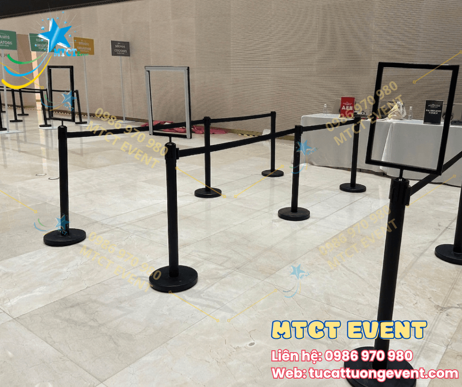 Trụ Barrier dây kéo 3